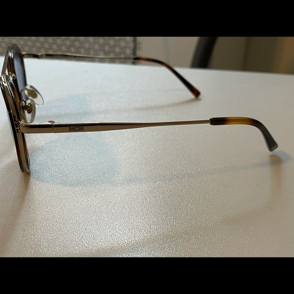 MCM sunglasses - Picture 6 of 11